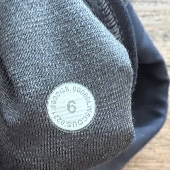 Lululemon Align Black Tie-Dye Leggings - Picture 4 of 4